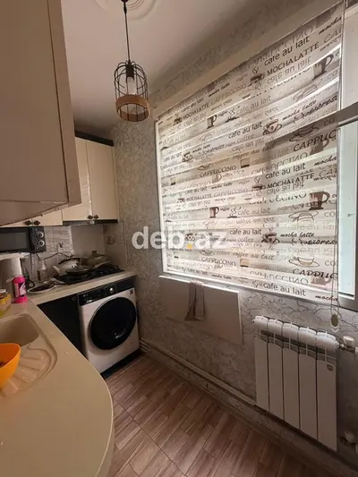 Xirdalqnda merkezde teze bazara yaxin 2-otaqli orta mertebede — kiçik şəkil 8