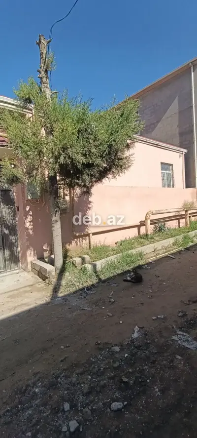 Öz şəxsi evimdir. Ünvan: Hövsan qəsəbəsi, abidənin arxası. Küçənin — kiçik şəkil 4