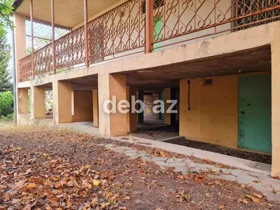 Digah qəsəbəsində, 23 sot geniş ərazidə 180 kv.m evi və bol meyvə bağı olan bağ evi satılır — kiçik şəkil 3