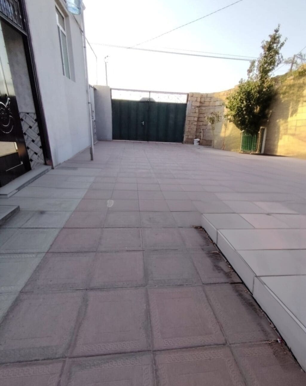 Sarayda Obyekt Yeri Olan 4 Otaqlı Həyət Evi Satılır — kiçik şəkil 2