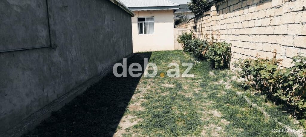 Satılır Həyətyanı torpaq sahəsi olan fərdi yaşayış evi - Təkmərtəbəli — Şəki