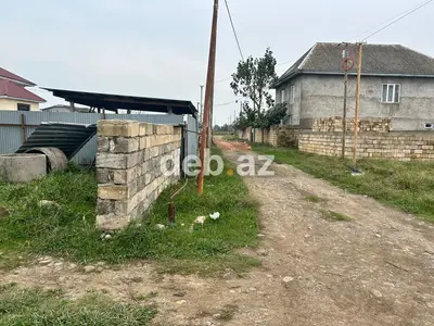Həyət evi satılır. Girdəni yolundaki dəmirağac marketin arxa — kiçik şəkil 6