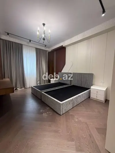 Ağ şəhər, 3 otaqlı, Yeni tikili, 163 kv. m — kiçik şəkil 7