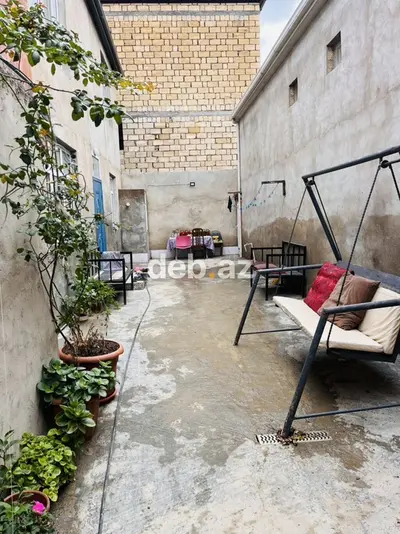 Satılır/icarəyə verilən həyət evi - 2 mərtəbəli tikili, geniş işıqlı — kiçik şəkil 1