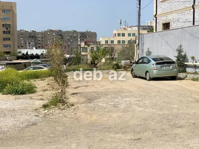4 sot, Tikinti, Makler, Bələdiyyə — kiçik şəkil 3