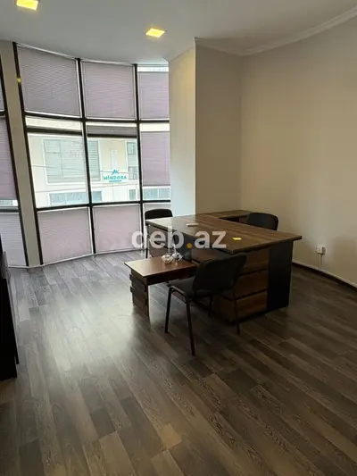 Nərimanovda, Təbriz Küçəsində "Estal" Binada 75 m² 3 Otaqlı Obyekt / — kiçik şəkil 1