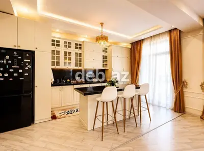Ağ şəhər, 3 otaqlı, Yeni tikili, 144 kv. m — kiçik şəkil 5