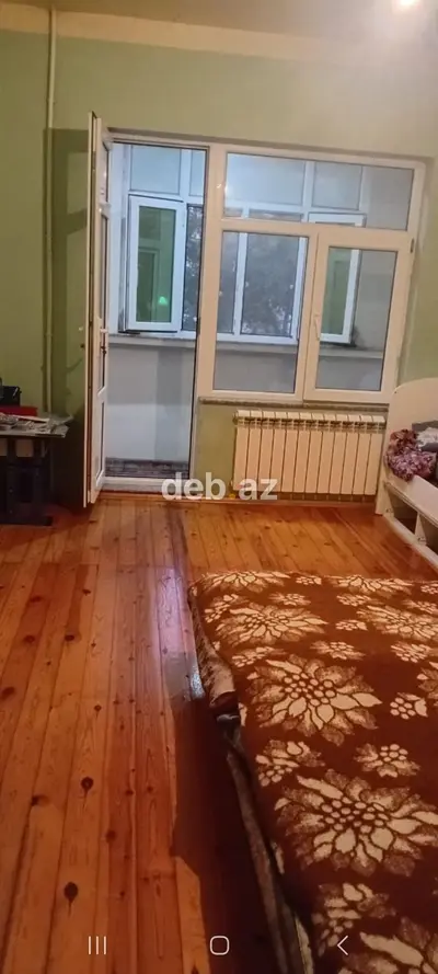 Xalqlar Dostlugu metrosu, Nazlı şadlıq sarayının, Podium mallin ve — kiçik şəkil 3