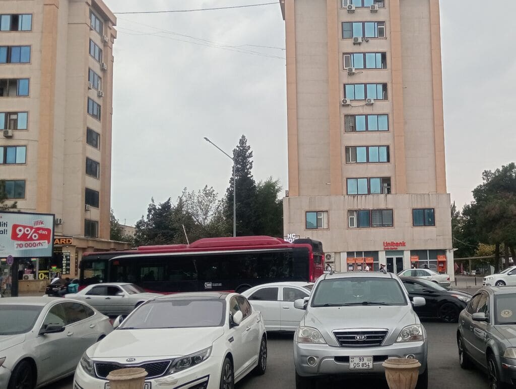 Razində Aygün Mall ilə üzbəüz 2/1 düzelmə studiya mənzil kirayə verilir (Sülh küç.) — kiçik şəkil 3