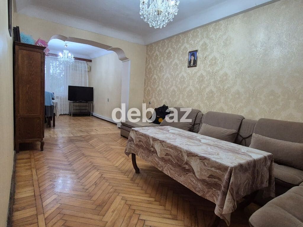 Bakı, 4 otaqlı, Köhnə tikili, m. Həzi Aslanov, 140 kv. m — Bakı